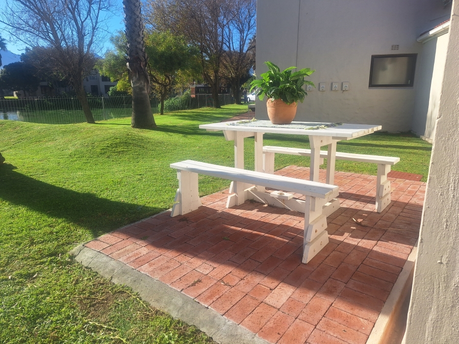 2 Bedroom Property for Sale in Greenways Golf Estate Western Cape